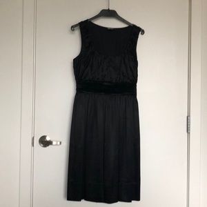 Little Black Dress DKNY with Pockets!